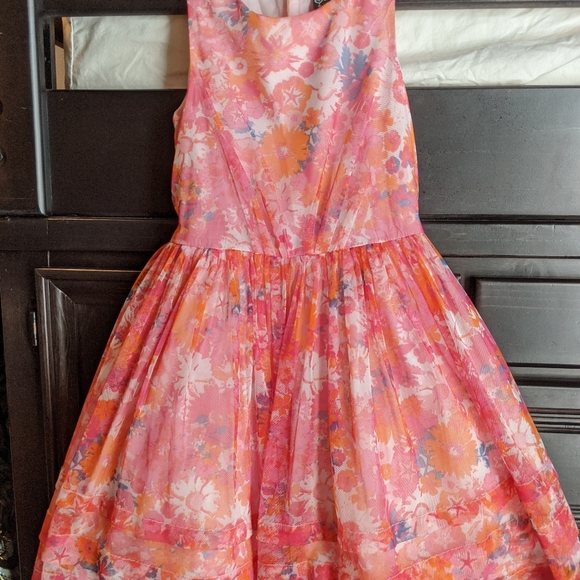 Dress - Picture 2 of 2